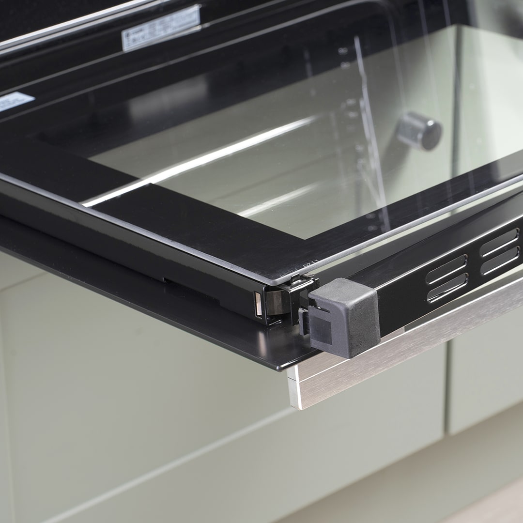 caple-60cm-elektro-einbaubackofen-schwarz-edelstahl-2 image 4
