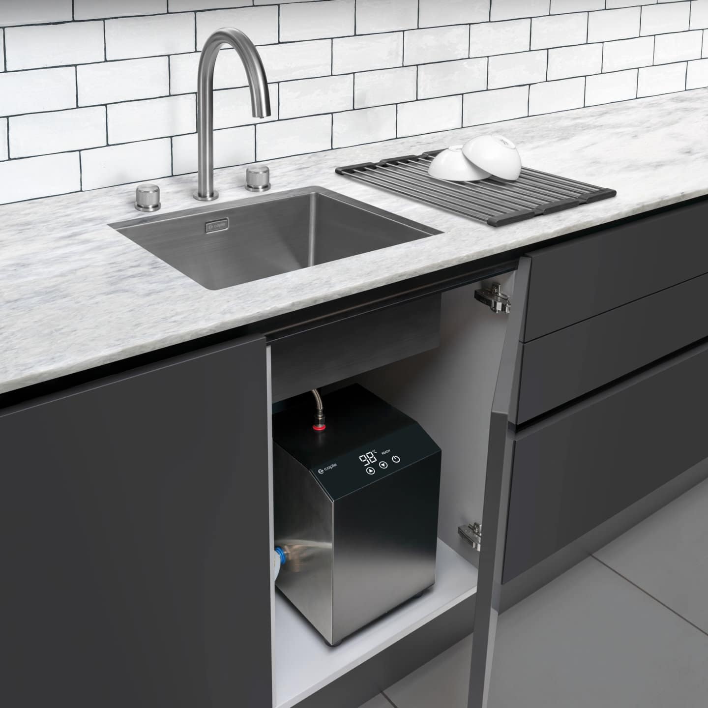 caple-joya-3-in-1-hei-wasser-armatur-edelstahl image 2