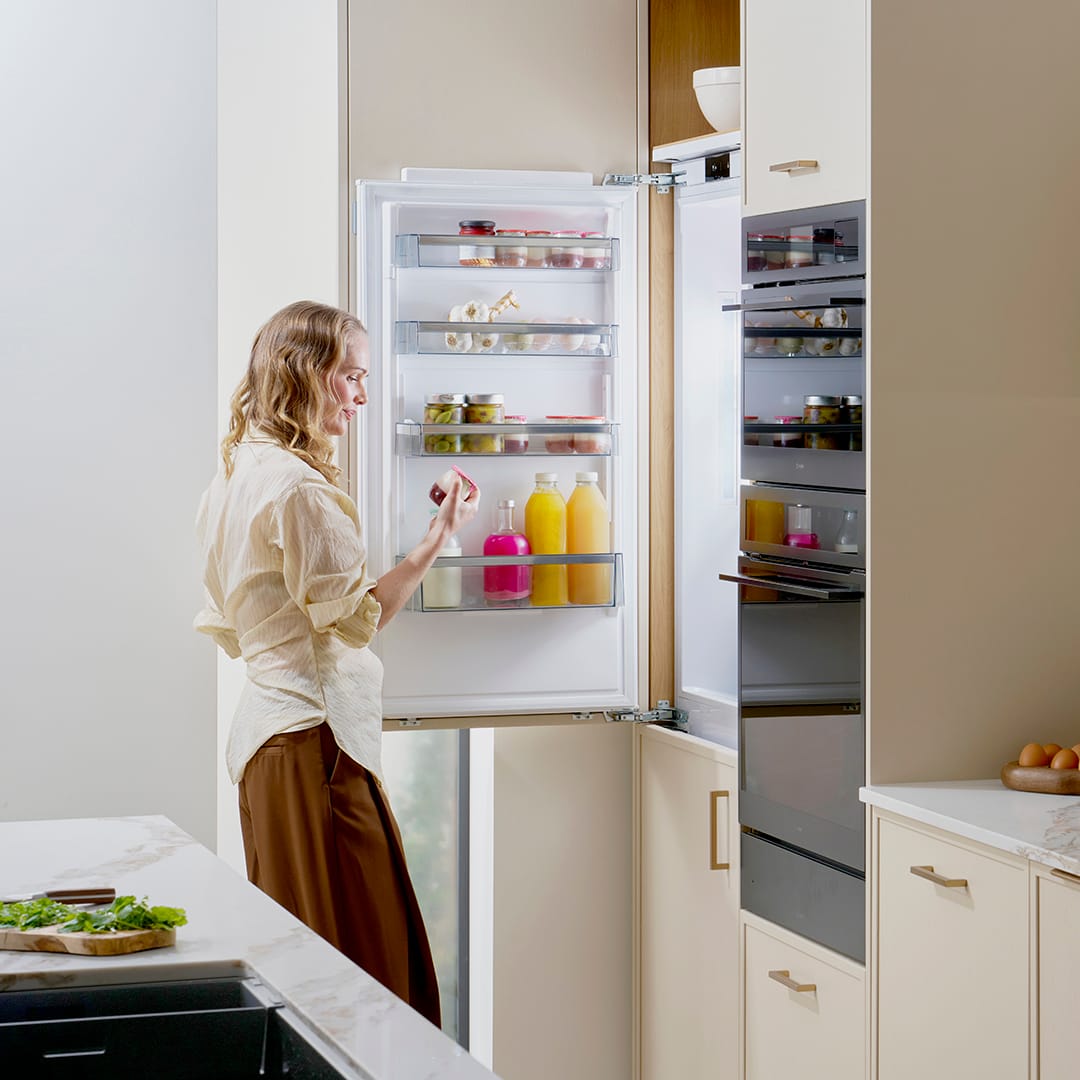 caple-70-30-einbau-k-hl-gefrierkombination-frost-free-in-column-2 image 2