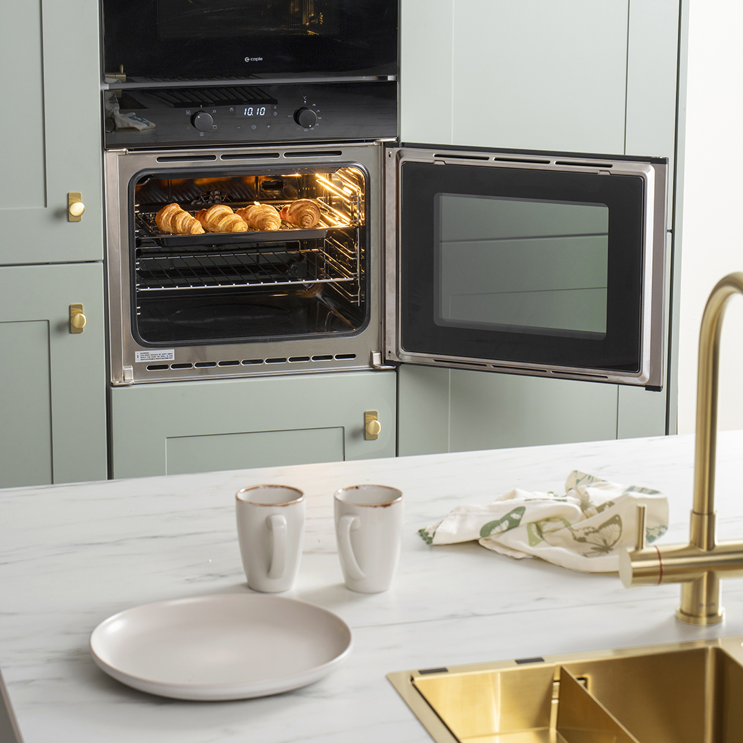 caple-einbau-backofen-60-cm-schwarzglas-elektro-mit-seitlicher-t-r image 6