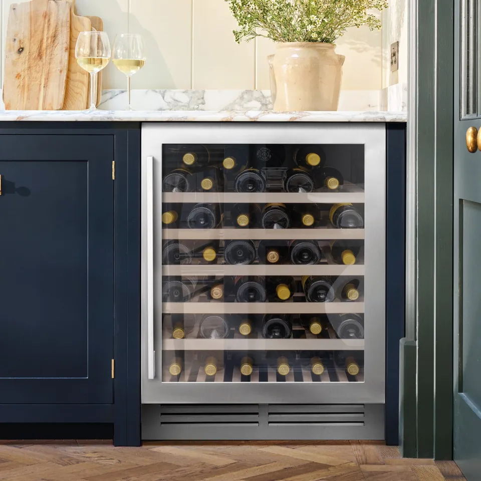 caple-undercounter-single-zone-wine-cooler-edelstahl-unterbau-weink-hlschrank image 1