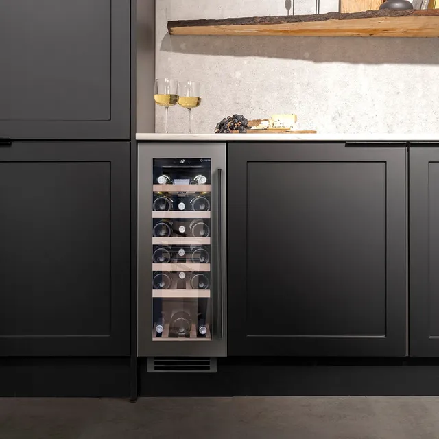 caple-undercounter-single-zone-cooler-gunmetal-unterbau-weink-hler image 1
