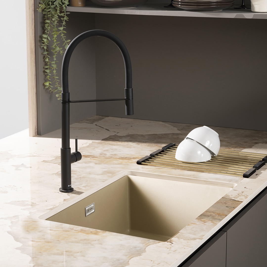 caple-leesti-500-granitsp-le-anthrazit-einbau image 2