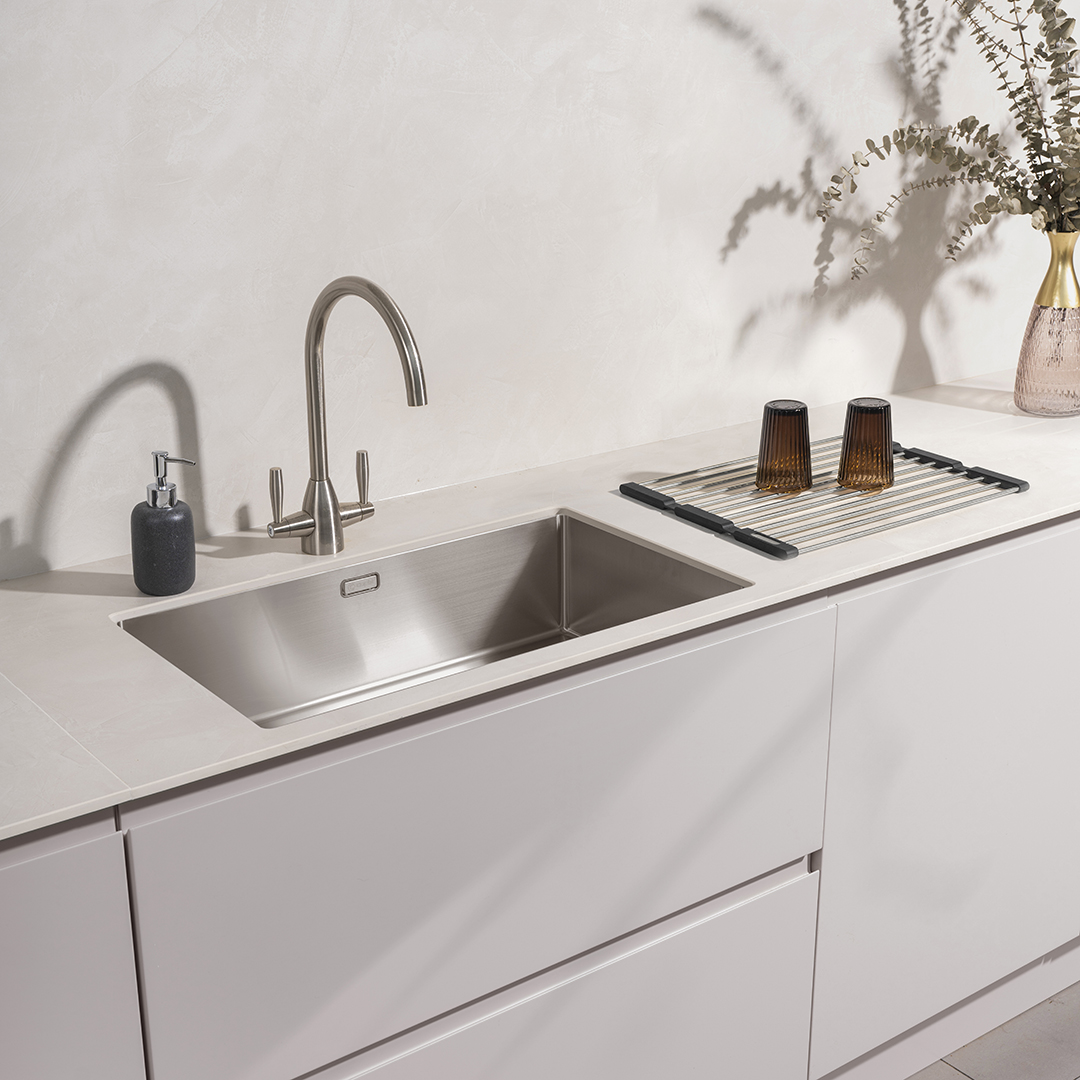 caple-avel-zweigriffmischer-edelstahl-k-chenarmatur image 3