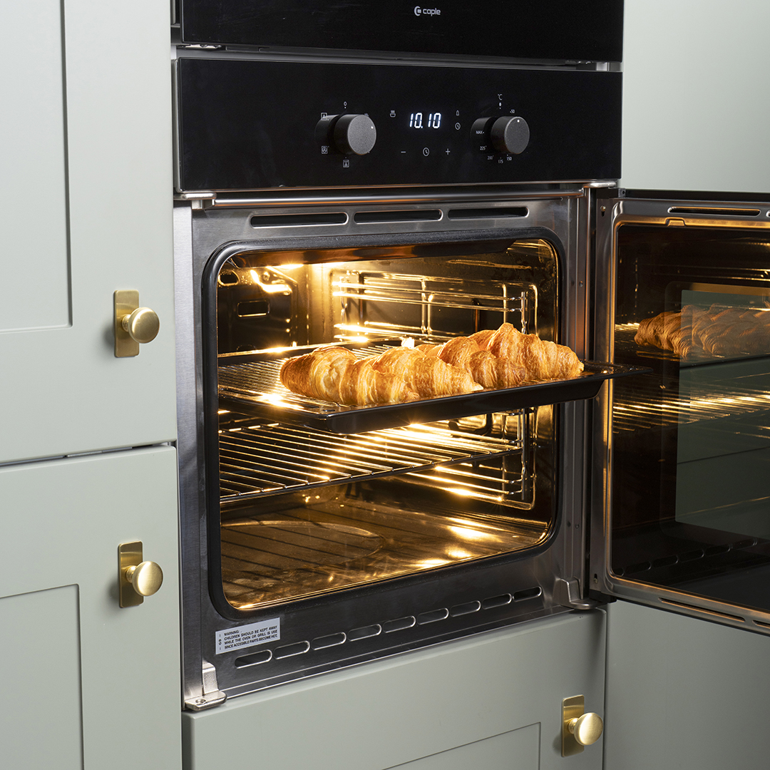 caple-einbau-backofen-60-cm-schwarzglas-elektro-mit-seitlicher-t-r image 7