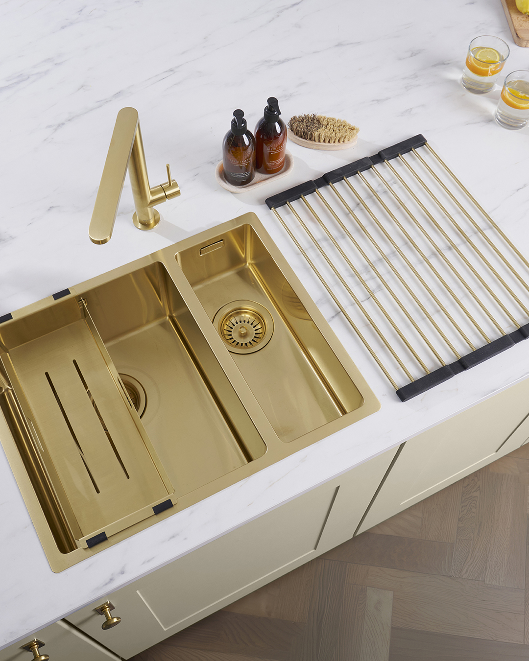 caple-karns-einhebelmischer-gold image 3