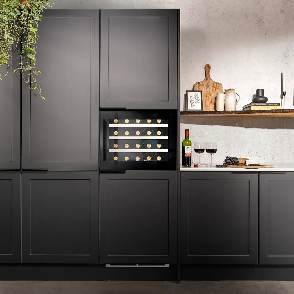 caple-hochschrank-single-zone-weink-hler-schwarz-einbau image 1